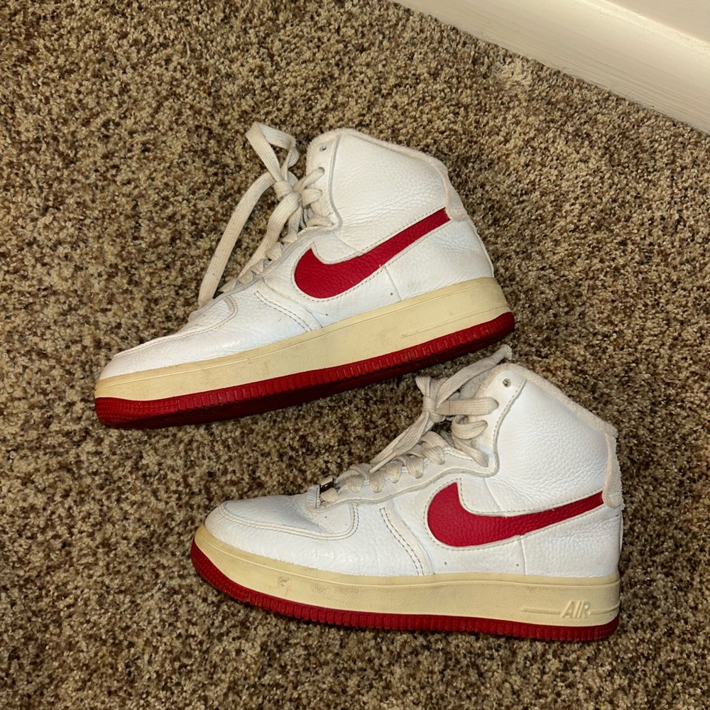 Nike Women’s Air Force 1 High Sculpt ‘White Gym Red’